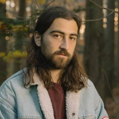 Noah Kahan. (source: Variety)