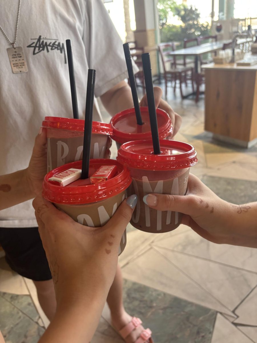 GOA Students Debate: Starbucks or Aroma? → AROMA!!!